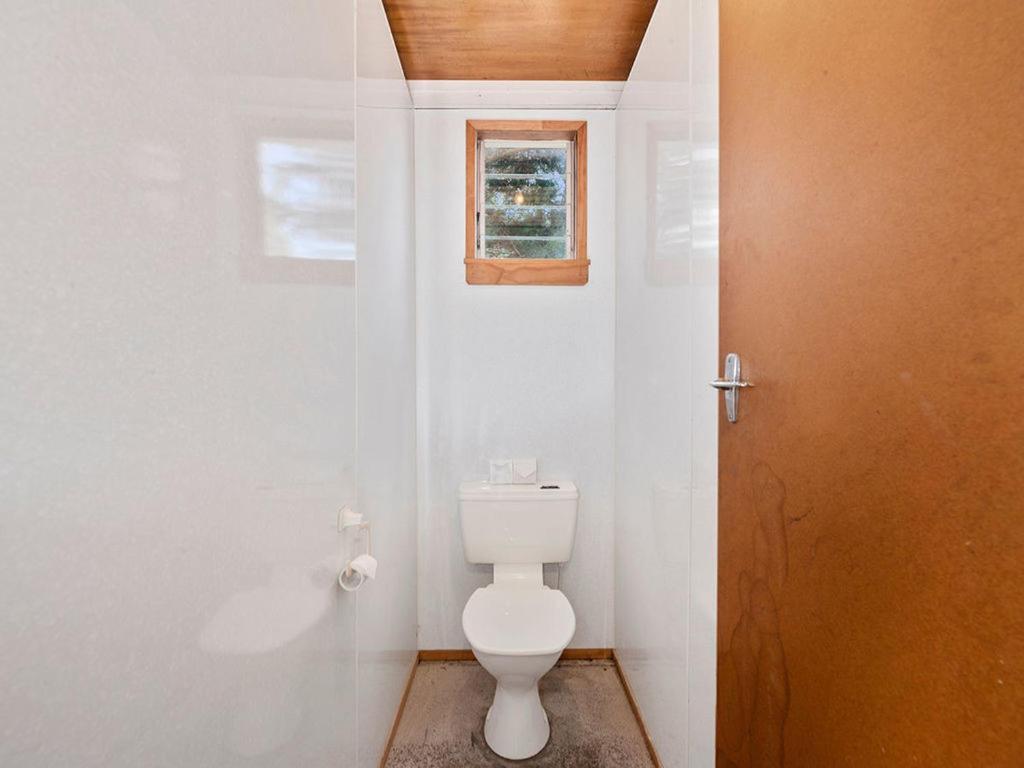 Lake Edge Cottage - Waitahanui Holiday Home Экстерьер фото